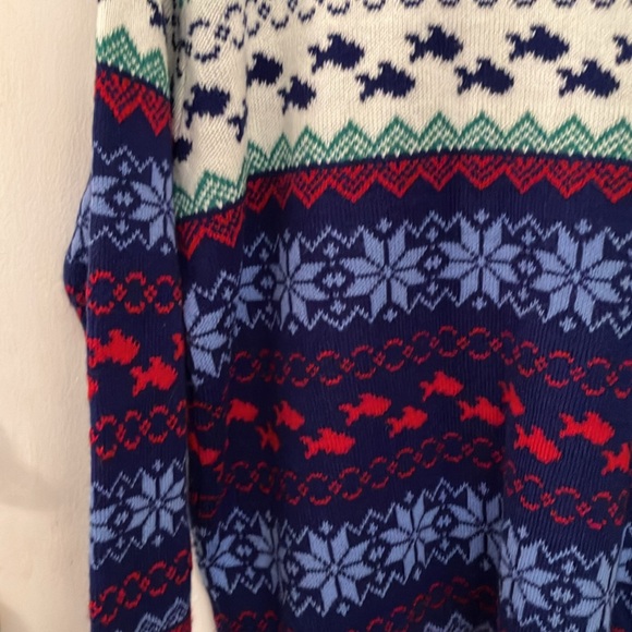 Buzzard Bay Men’s Christmas Shark Sweater - Picture 5 of 8